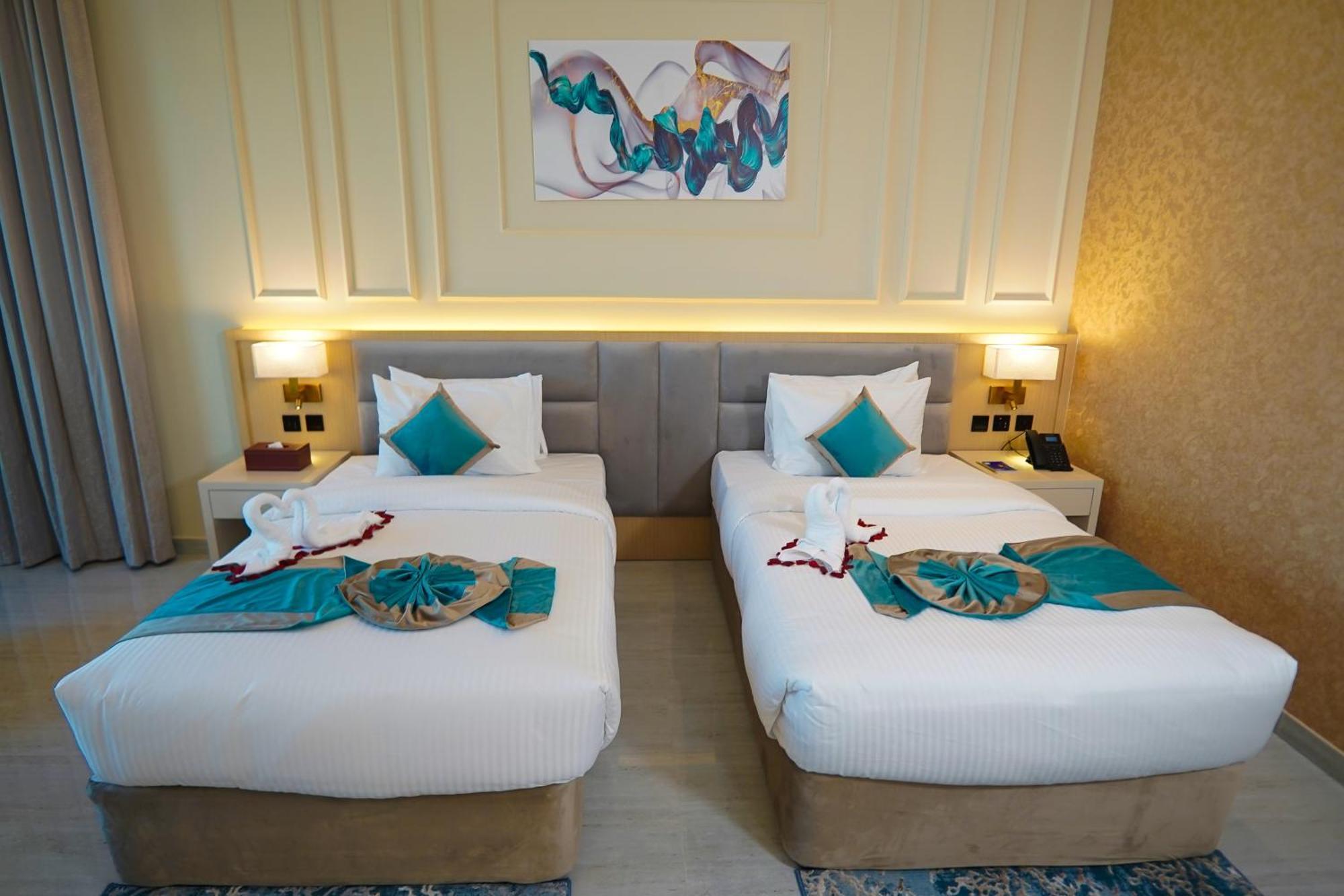 Concorde Creek View Hotel Bur Dubai Exterior photo
