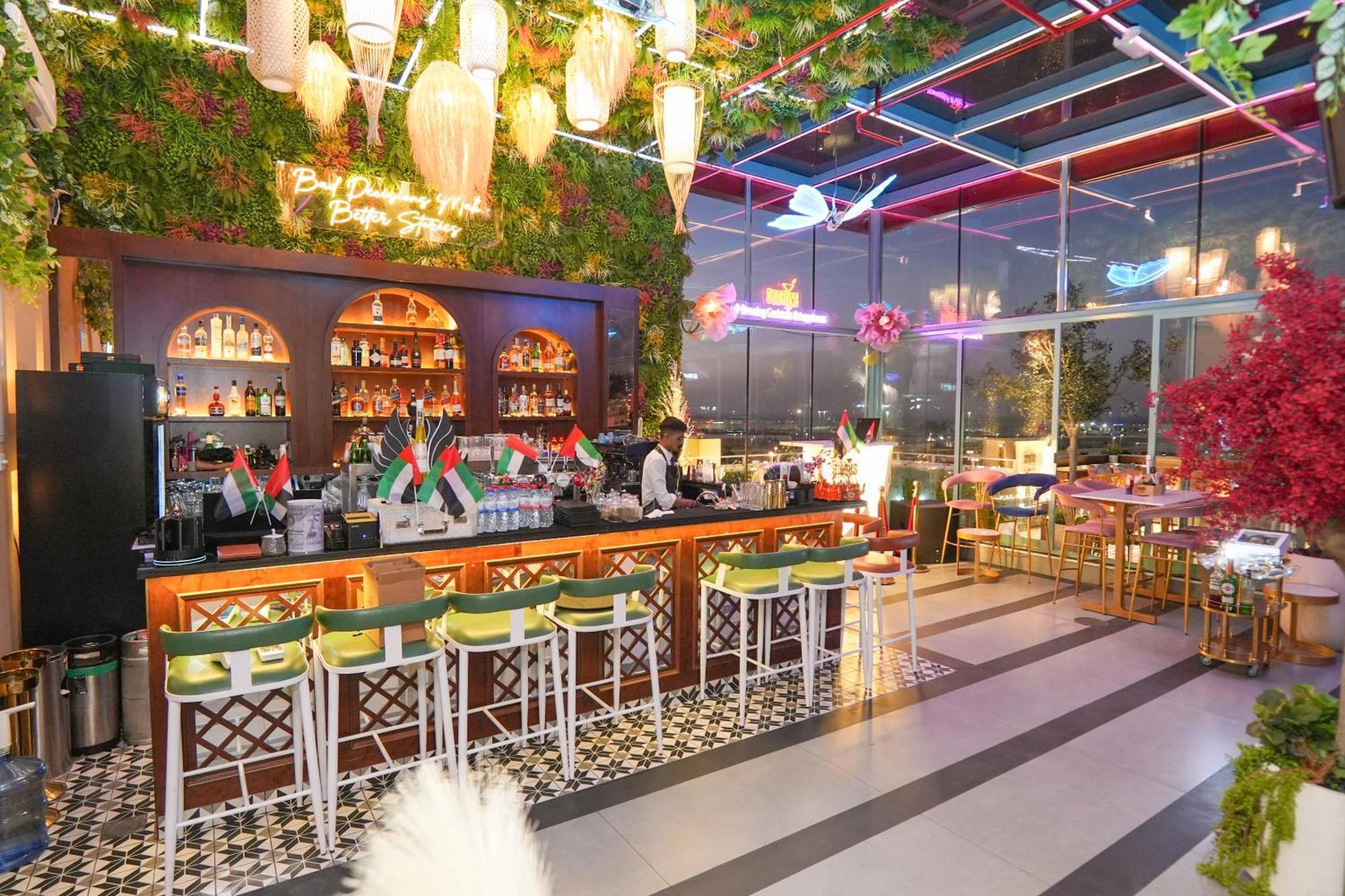 Concorde Creek View Hotel Bur Dubai Exterior photo
